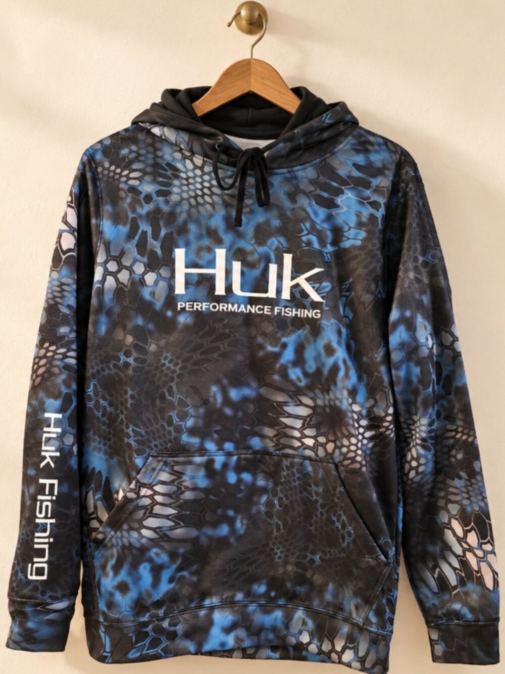 Huk Camo Fishing Hoodie — Small — $35